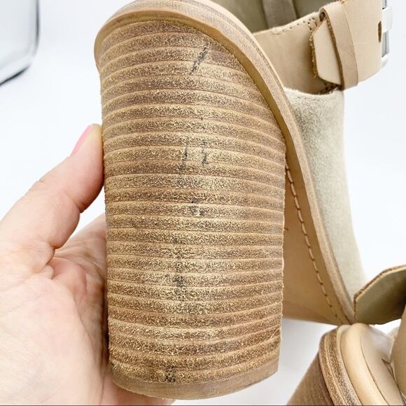 Marc‎ Fisher Vashi Ankle Strap Suede Chunky Heels - Picture 7 of 15